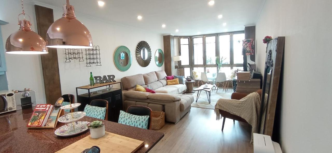 Апартаменти Apartamento La Escalerona Con Vistas Al Mar Хіхон Екстер'єр фото