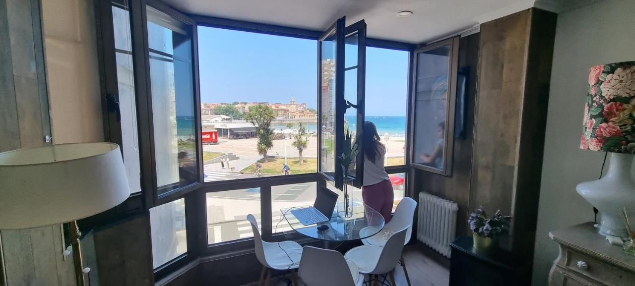 Апартаменти Apartamento La Escalerona Con Vistas Al Mar Хіхон Екстер'єр фото